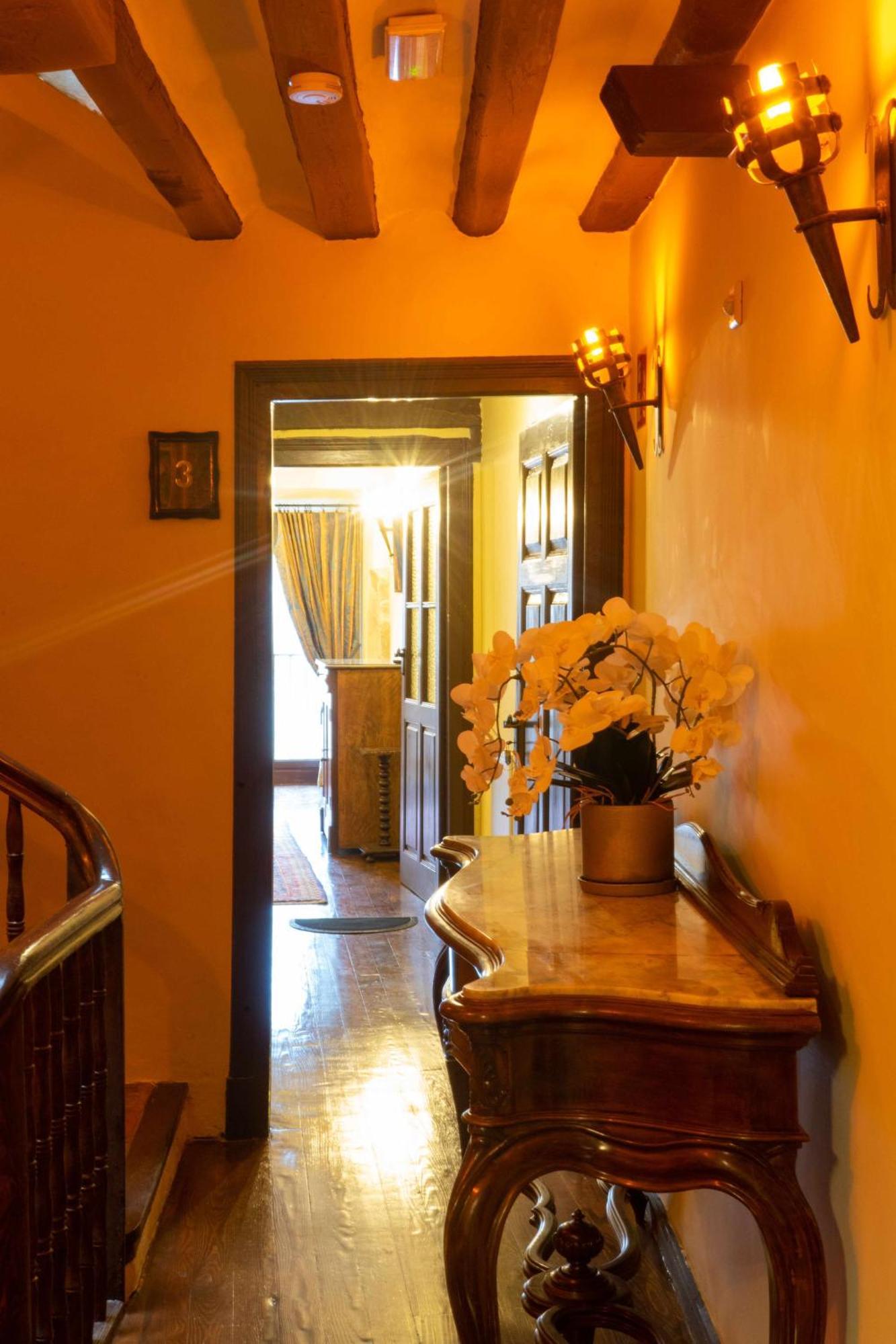 Hostal El Retiro Del Obispo La Guardia Exterior foto